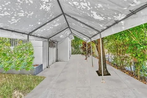 5800 NE 3rd Avenue Miami FL 33137