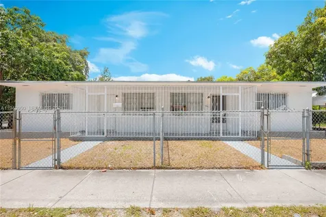 5800 NE 3rd Avenue Miami FL 33137