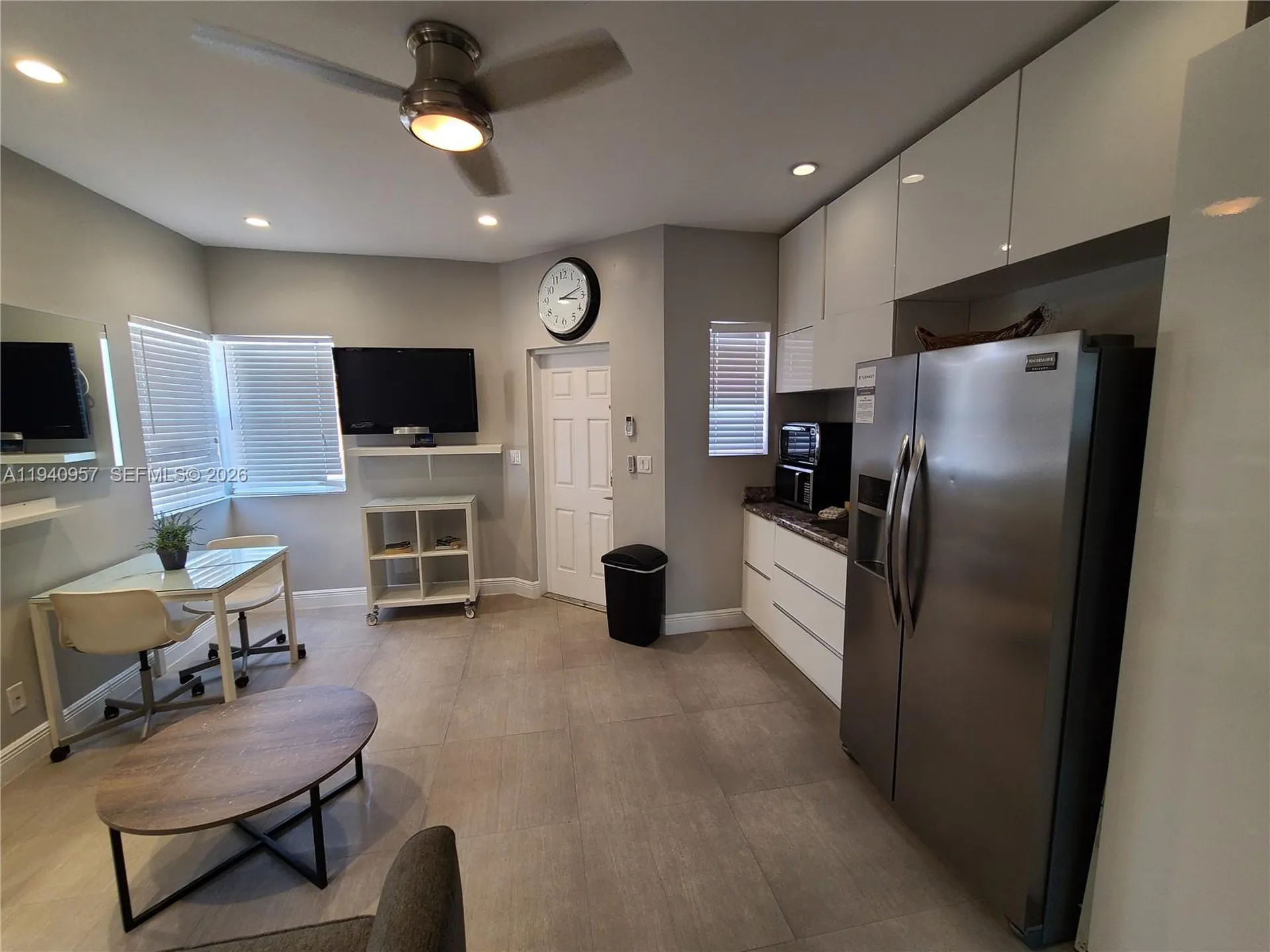 321 Hayes Street Hollywood FL 33019