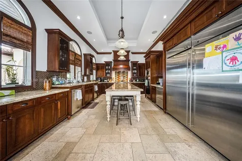 7538 SW 64th Street Miami FL 33143