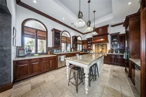 7538 SW 64th Street Miami FL 33143