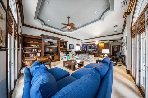 7538 SW 64th Street Miami FL 33143