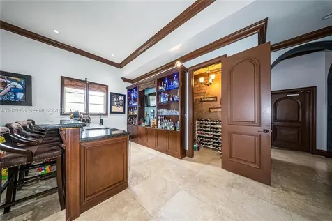 7538 SW 64th Street Miami FL 33143