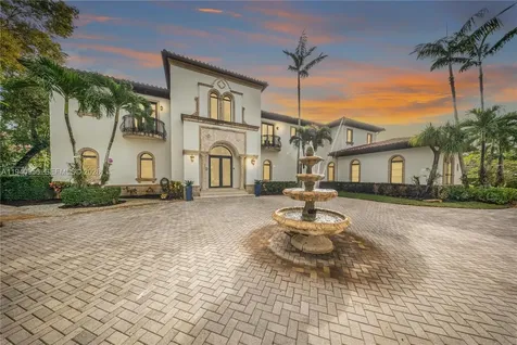 7538 SW 64th Street Miami FL 33143