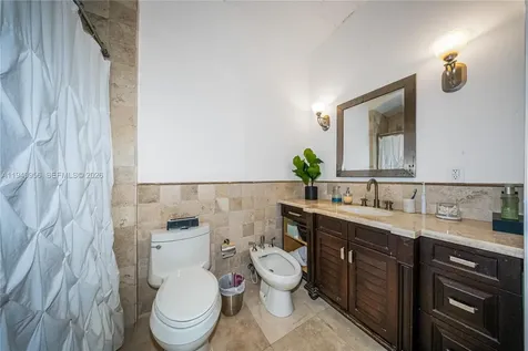 7538 SW 64th Street Miami FL 33143