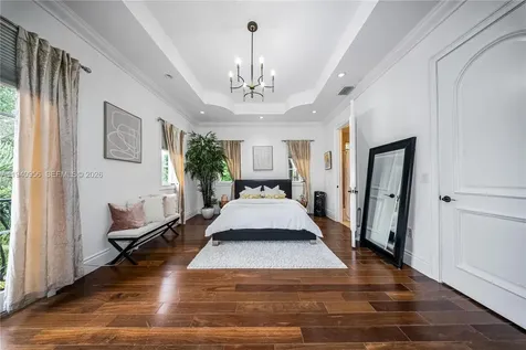 7538 SW 64th Street Miami FL 33143