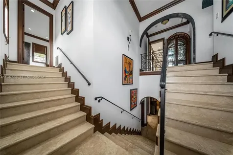 7538 SW 64th Street Miami FL 33143