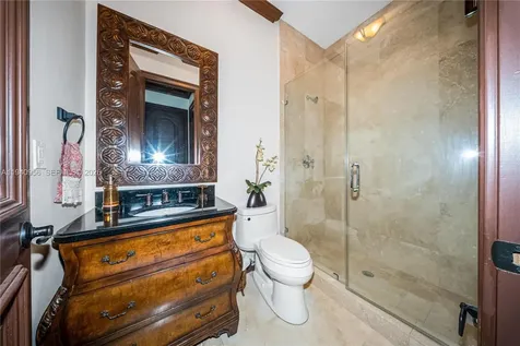 7538 SW 64th Street Miami FL 33143