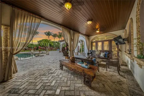 7538 SW 64th Street Miami FL 33143