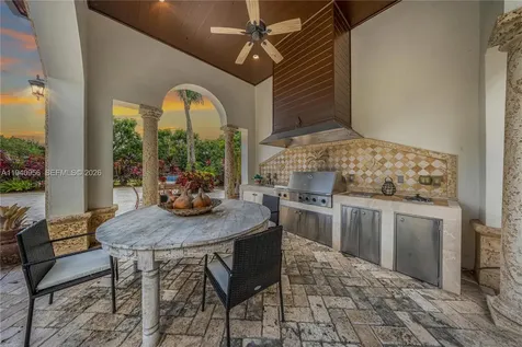 7538 SW 64th Street Miami FL 33143