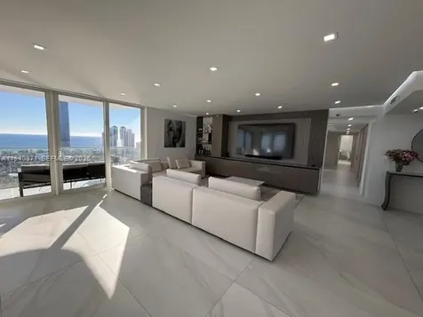 19707 Turnberry Way Aventura FL 33180