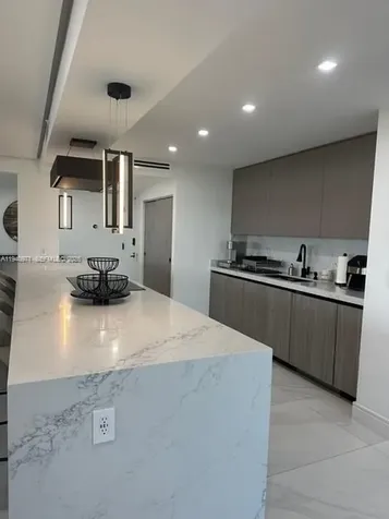 19707 Turnberry Way Aventura FL 33180