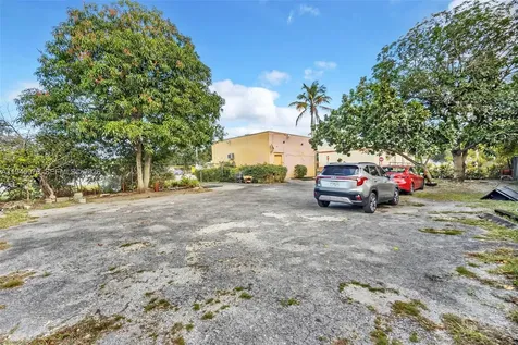 9200 NW 22nd Avenue Miami FL 33147
