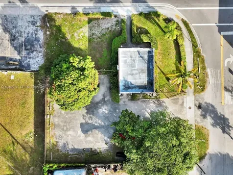 9200 NW 22nd Avenue Miami FL 33147