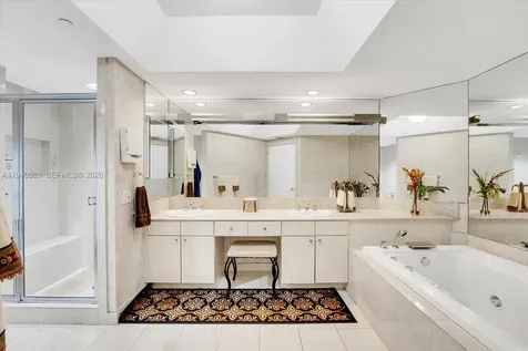 2000 Island Boulevard Aventura FL 33160
