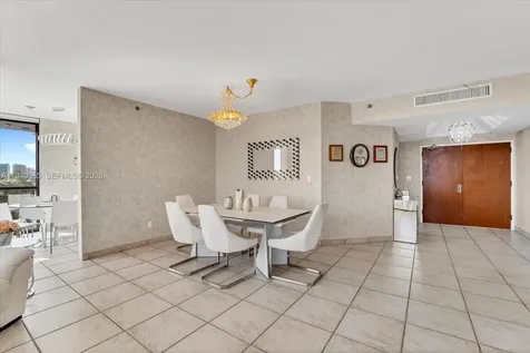2000 Island Boulevard Aventura FL 33160