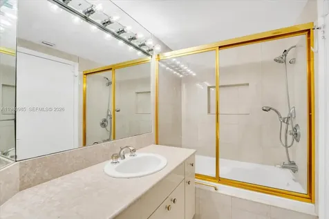 2000 Island Boulevard Aventura FL 33160