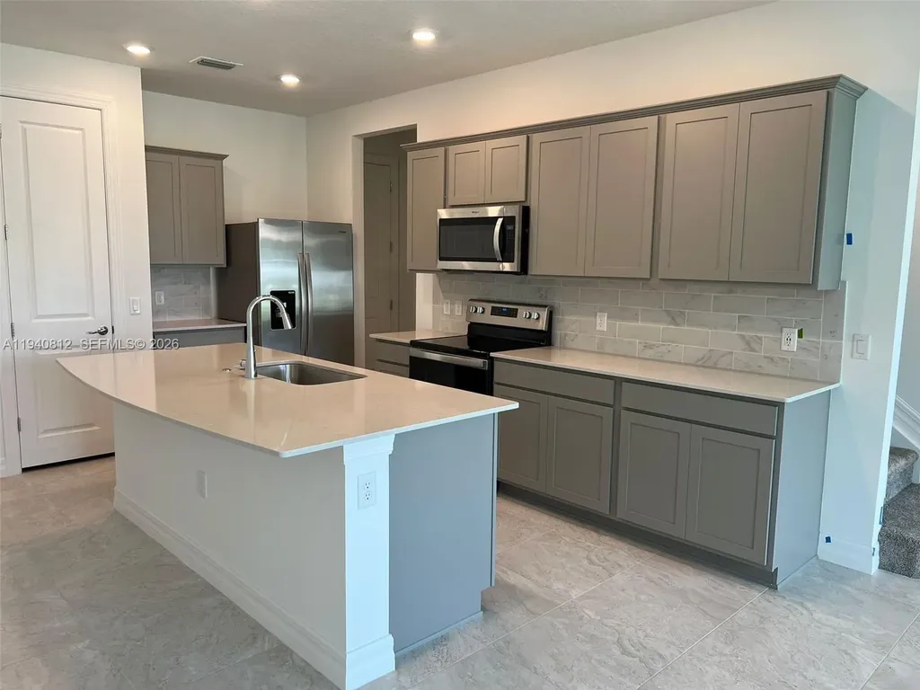 6121 Rancho Lane Green Acres FL 33415