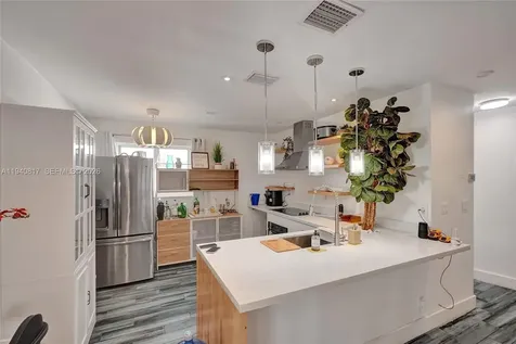 1441 NW 10th Dania Beach FL 33004