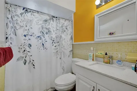 1441 NW 10th Dania Beach FL 33004
