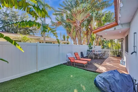 1441 NW 10th Dania Beach FL 33004