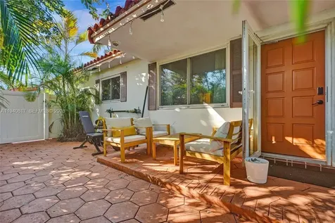 1441 NW 10th Dania Beach FL 33004