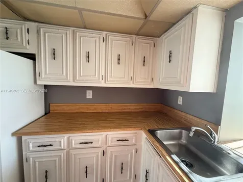 800 Parkview Drive Hallandale Beach FL 33009