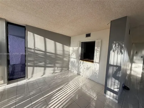 800 Parkview Drive Hallandale Beach FL 33009