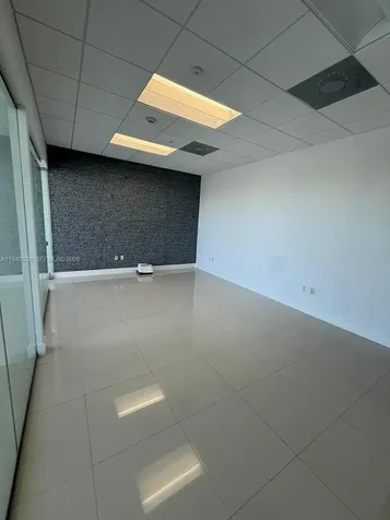 20200 Dixie Highway Aventura FL 33180