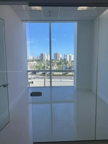 20200 Dixie Highway Aventura FL 33180