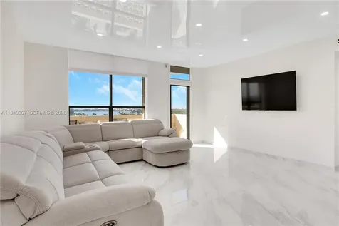10185 Collins Avenue Bal Harbour FL 33154