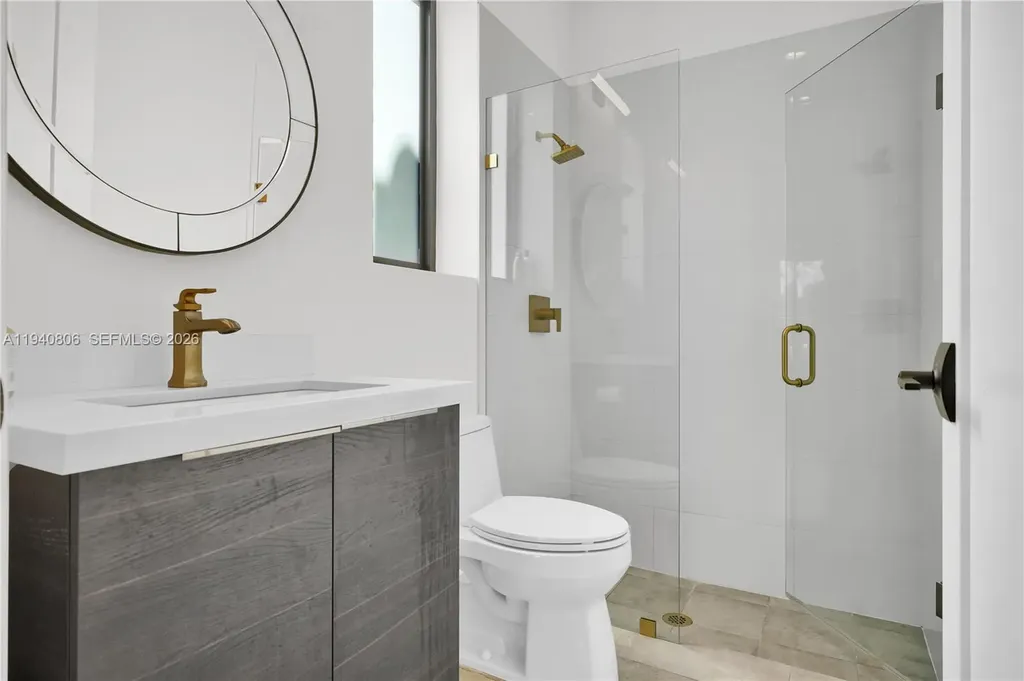 5635 Brookfield Circle W Fort Lauderdale FL 33312