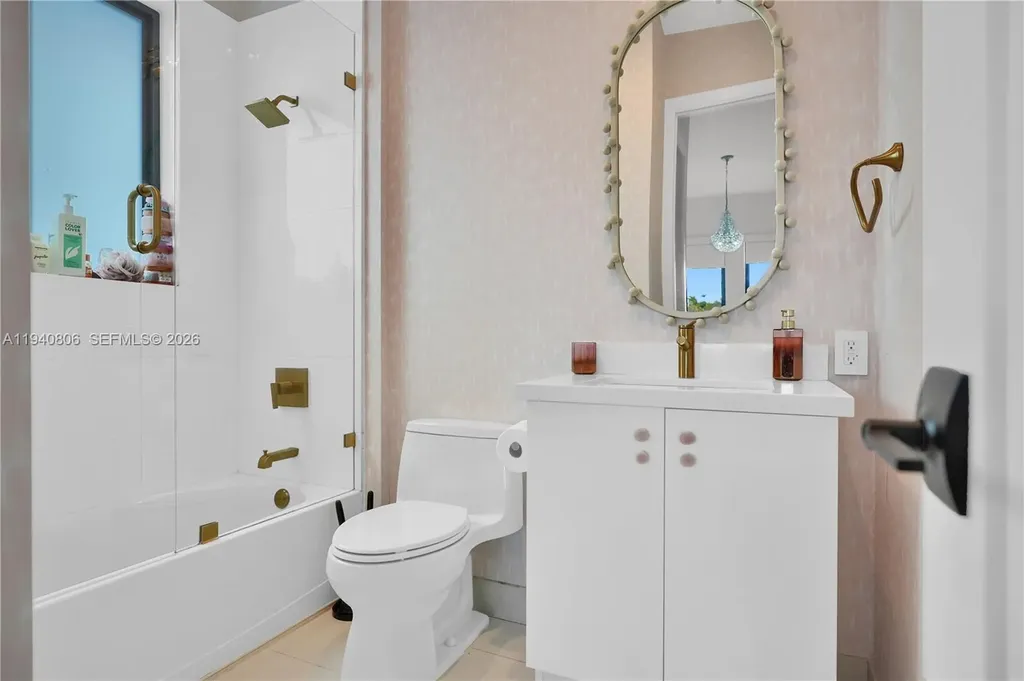 5635 Brookfield Circle W Fort Lauderdale FL 33312