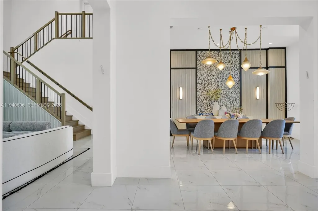 5635 Brookfield Circle W Fort Lauderdale FL 33312