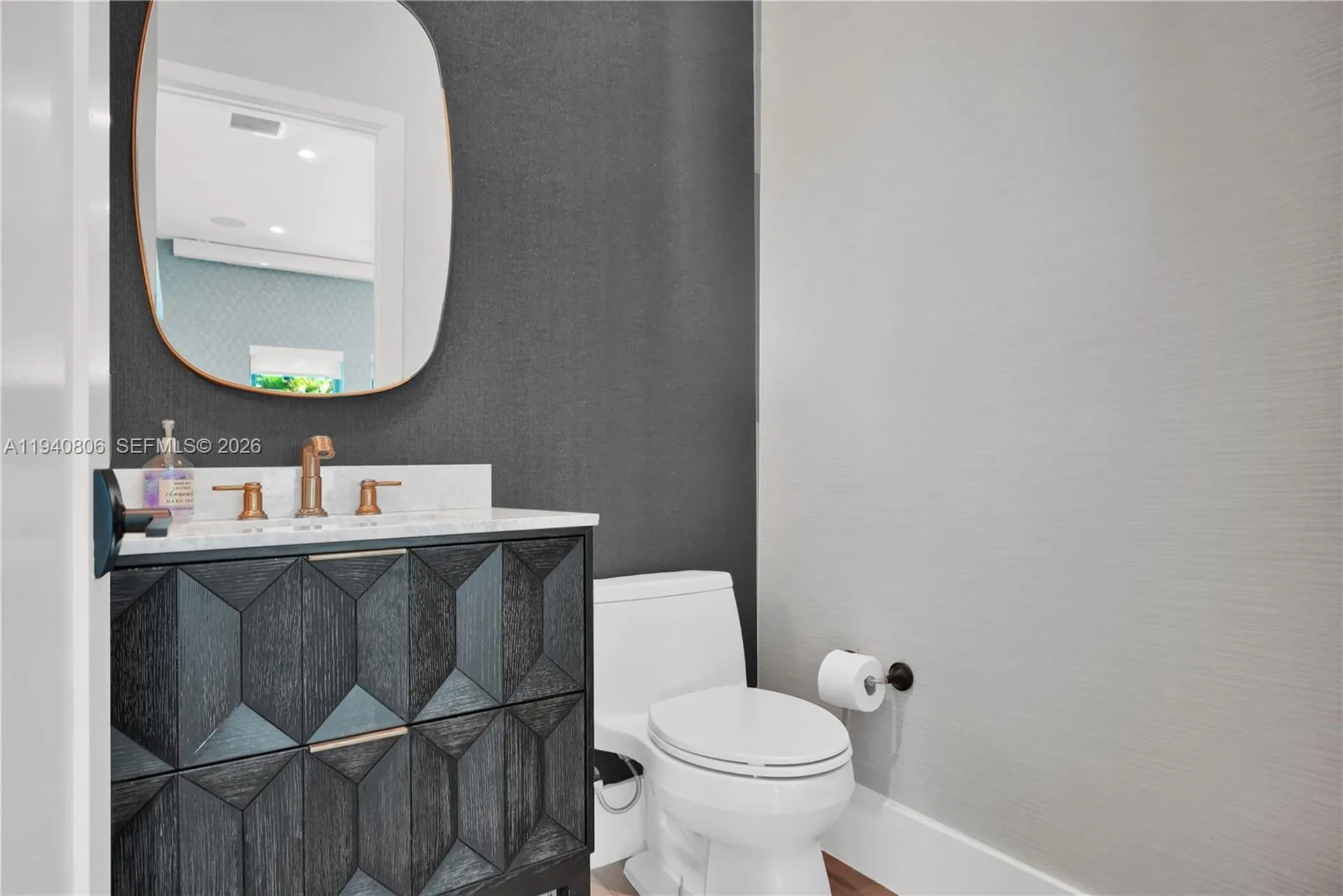 5635 Brookfield Circle W Fort Lauderdale FL 33312