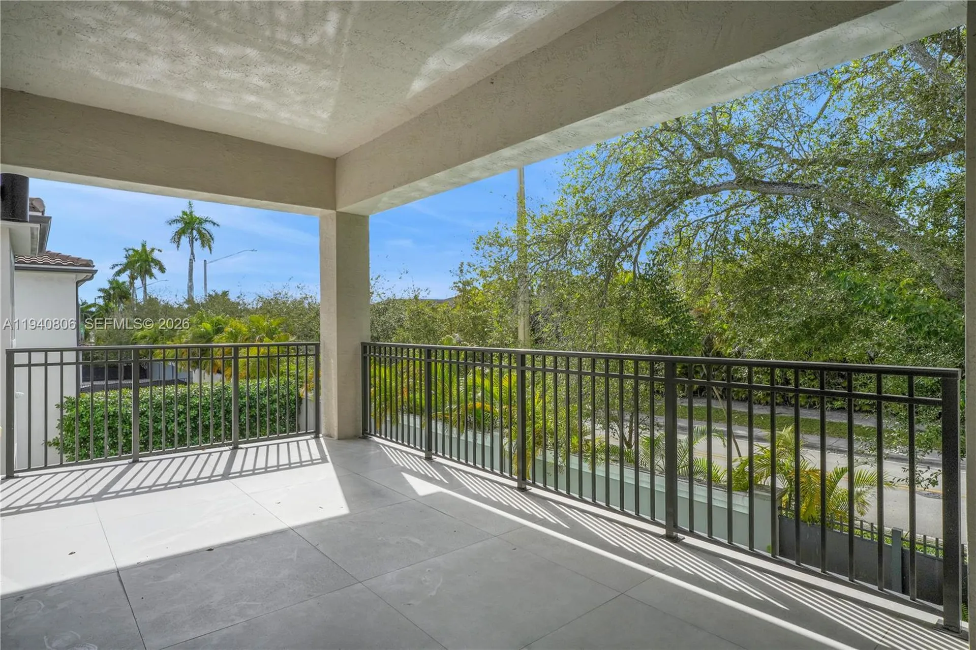 5635 Brookfield Circle W Fort Lauderdale FL 33312