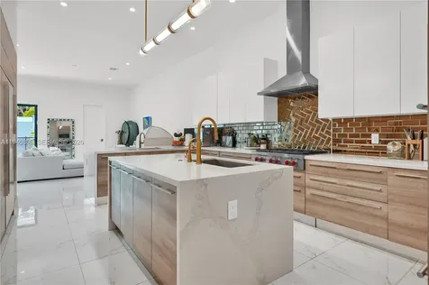 5635 Brookfield Circle W Fort Lauderdale FL 33312