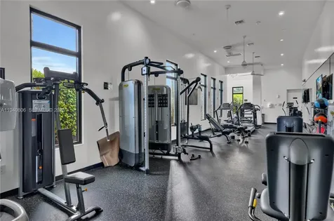5635 Brookfield Circle W Fort Lauderdale FL 33312