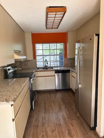 1401 Cottonwood Circle Weston FL 33326