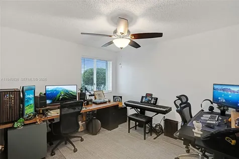 2238 SE 26th Lane Homestead FL 33035