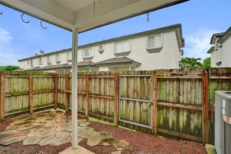 2238 SE 26th Lane Homestead FL 33035