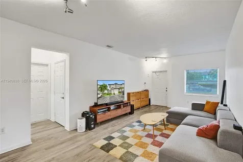 2238 SE 26th Lane Homestead FL 33035
