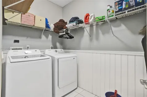 2238 SE 26th Lane Homestead FL 33035