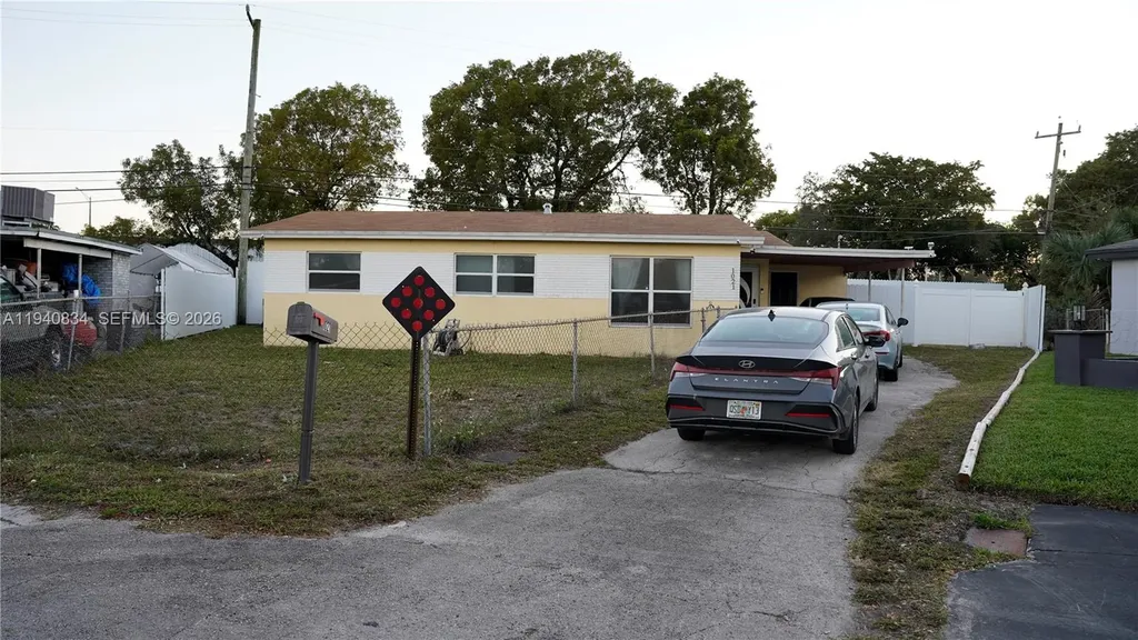 1021 NW 23rd Road Fort Lauderdale FL 33311