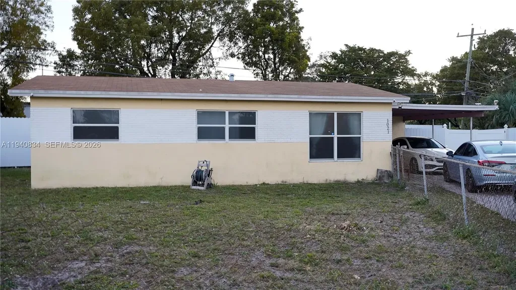 1021 NW 23rd Road Fort Lauderdale FL 33311