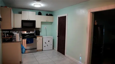 1021 NW 23rd Road Fort Lauderdale FL 33311