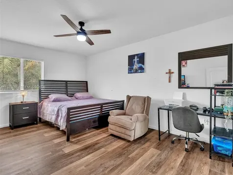 625 SE 30th Terrace Homestead FL 33033