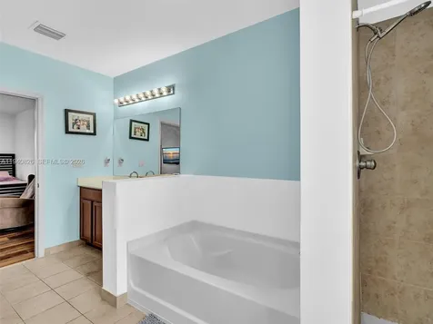 625 SE 30th Terrace Homestead FL 33033