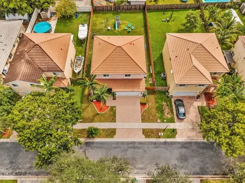 625 SE 30th Terrace Homestead FL 33033