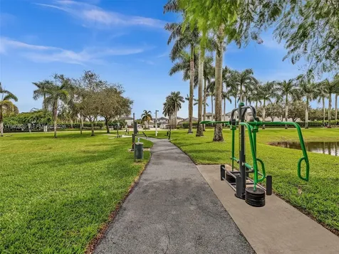 625 SE 30th Terrace Homestead FL 33033